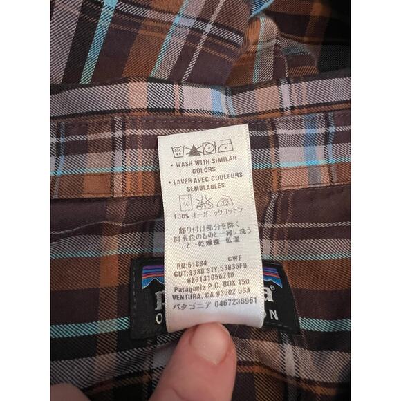 PATAGONIA M'S PIMA ORGANIC COTTON LONG SLEEVE BUTTON DOWN PLAID DRESS SHIRT - Picture 12 of 12